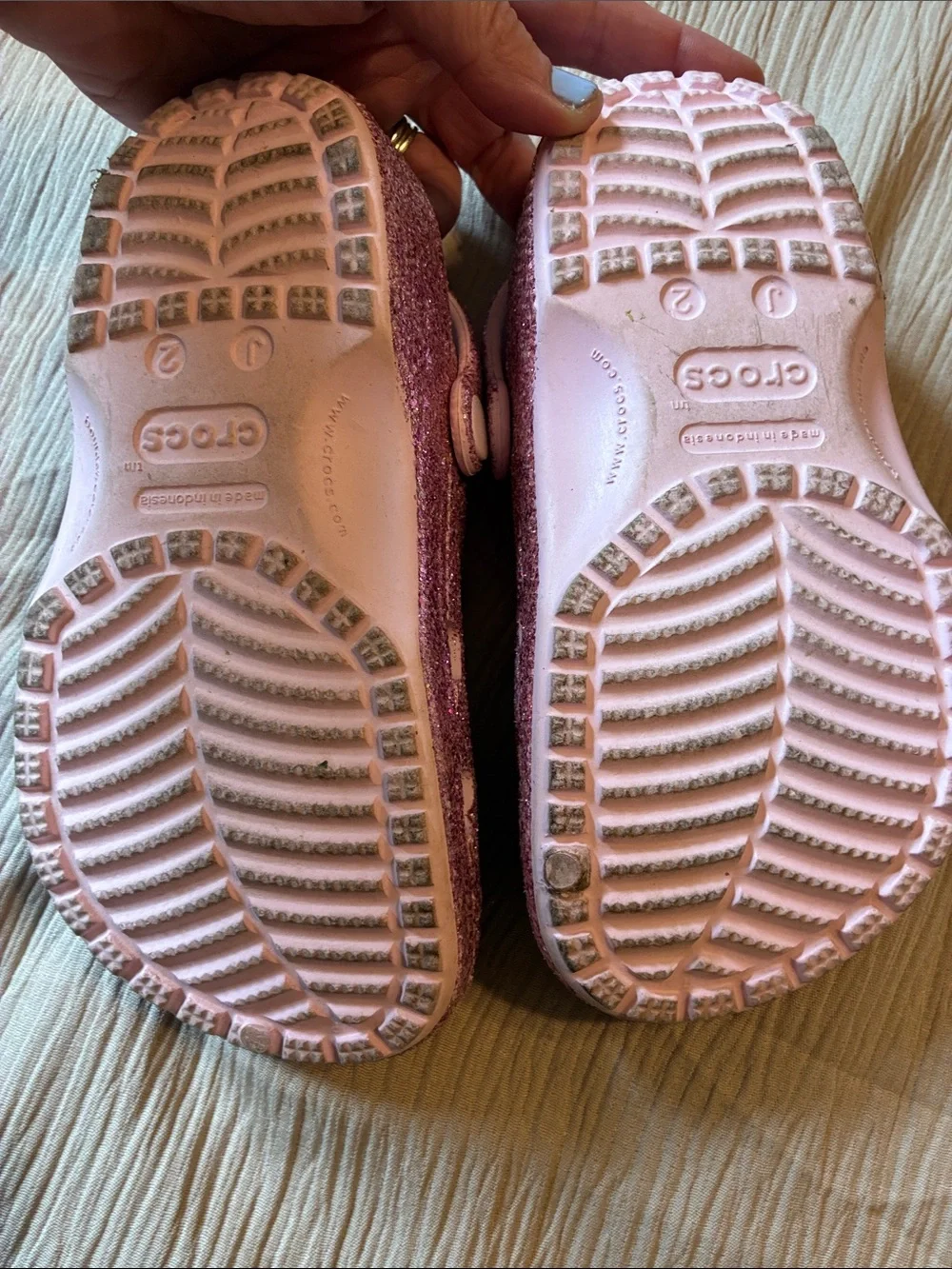 CROCS Big Kids' (J2) Classic Chunky Glitter (PINK) Clog